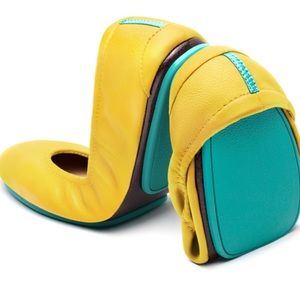 Excellent used condition Mustard Yellow Tieks